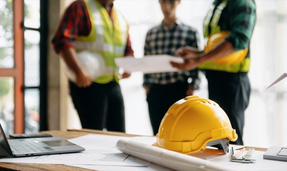 Common Issues That Put a Contractor’s License at Risk